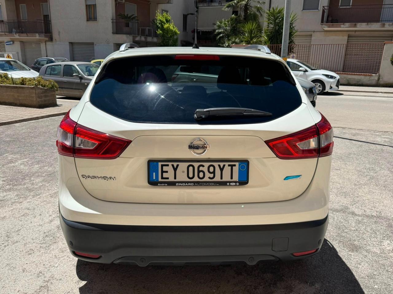 NISSAN QASHQAI 1.5 DCI 110 CV. TETTO+NAVI+RETROCAMERA