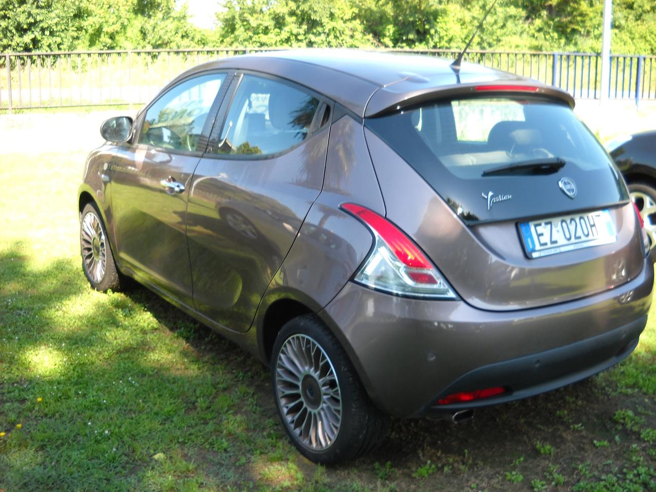 Lancia Ypsilon 1.2 69 CV 5 porte Elle