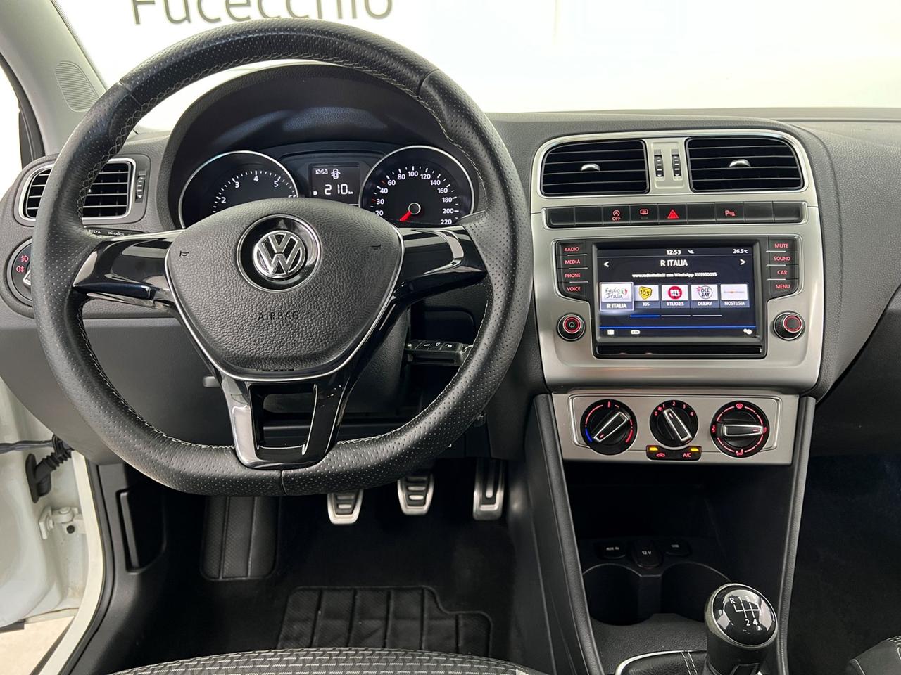VOLKSWAGEN Polo V 2014 Polo 5p 1.2 tsi bm Cross