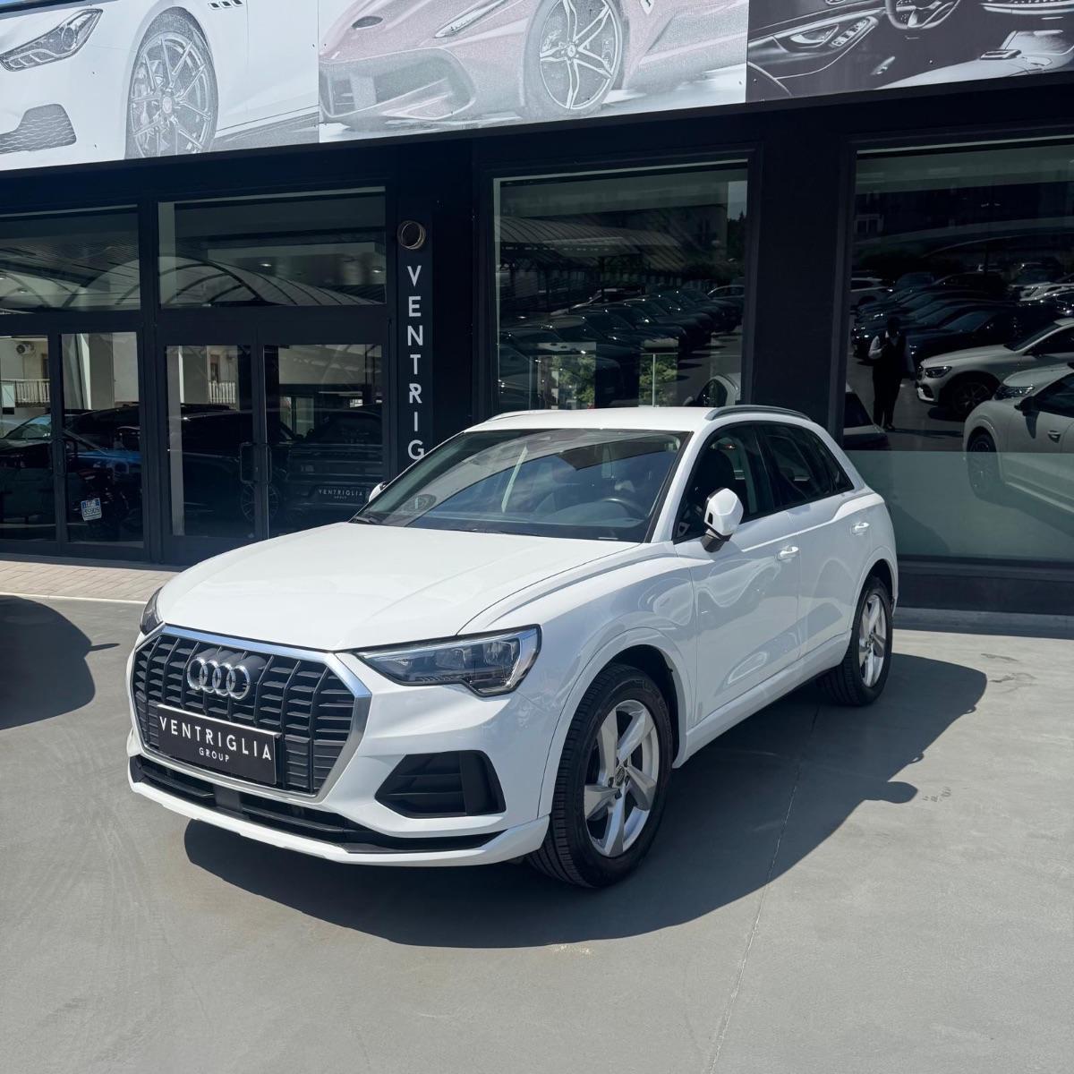AUDI - Q3 - 35 TDI S tronic Business