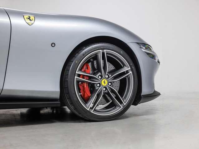 Ferrari Roma Spider