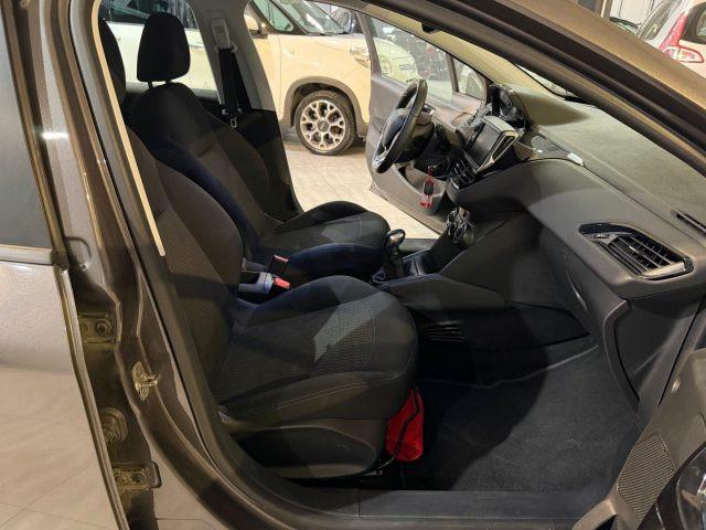 PEUGEOT 208 1.2 PureTech 82CV 5P. Signature