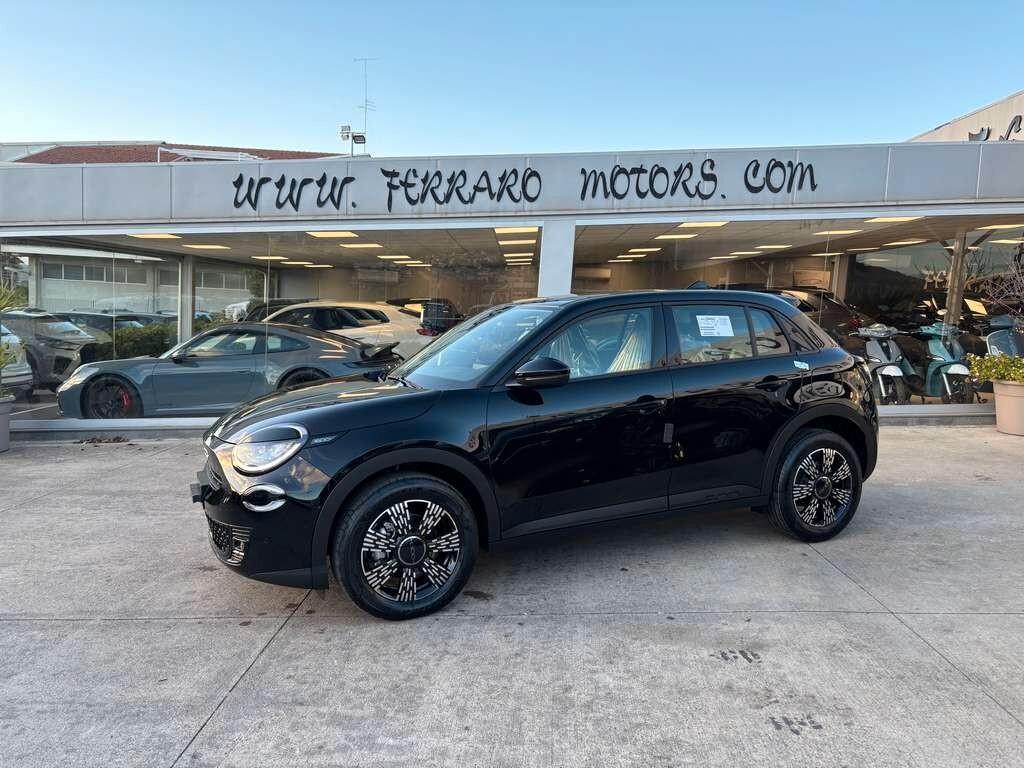 Fiat 600 Hybrid 110 CV DCT MHEV Icon 2025 KM 0 IVA ESPOSTA Tua a soli 209 Euro al mese