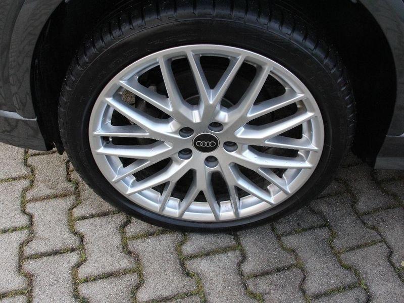Audi Q2 35 TDI S tronic S line 19" Led Matrix Camera