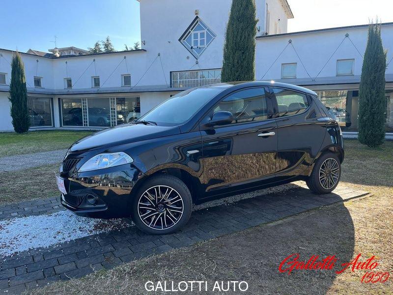 Lancia Ypsilon 1.0 FireFly 70cv Hybrid