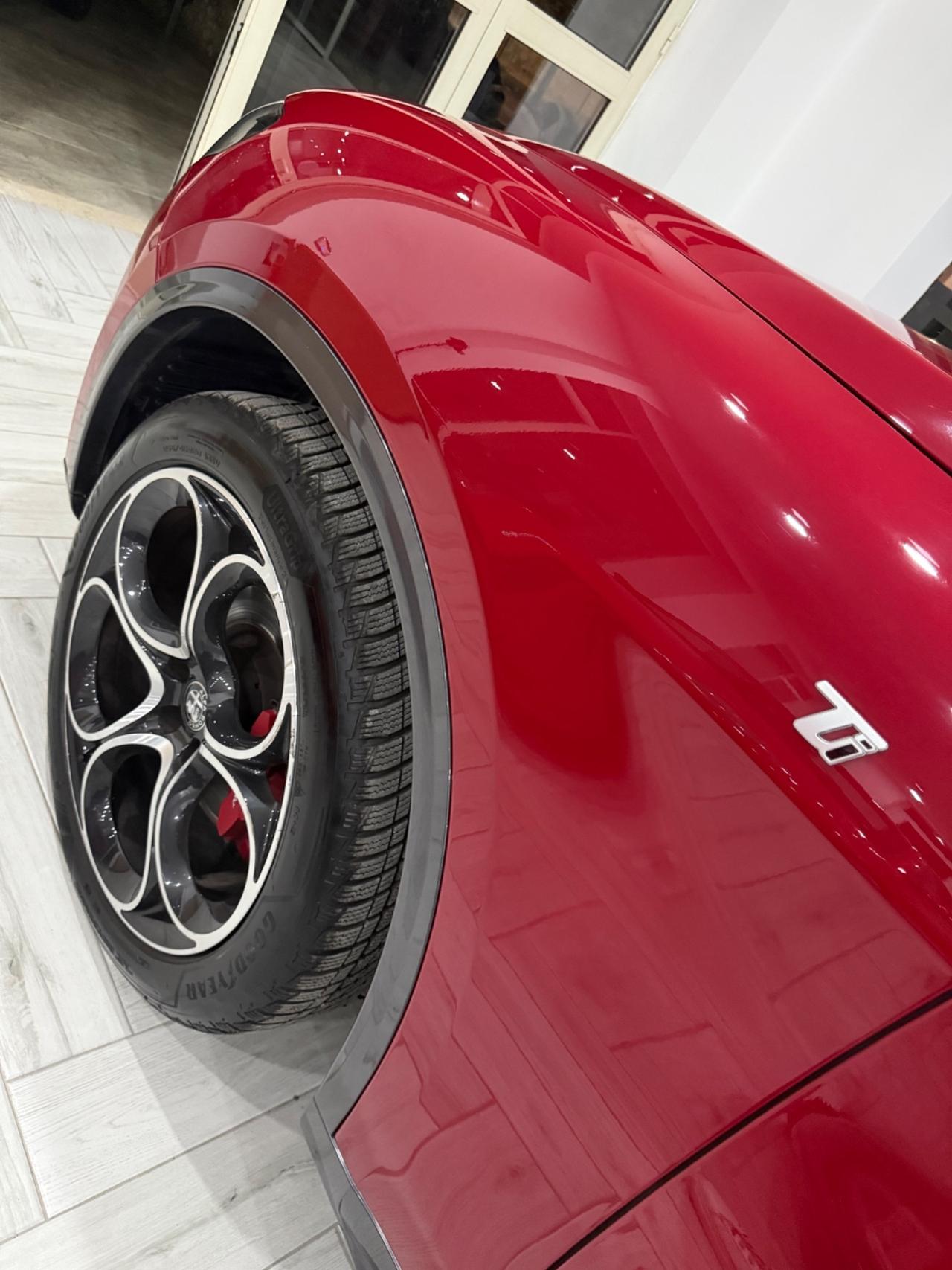 Alfa Romeo NEW Stelvio 210CV AT8 Q4 Ti+R20/TETTO TOP2024