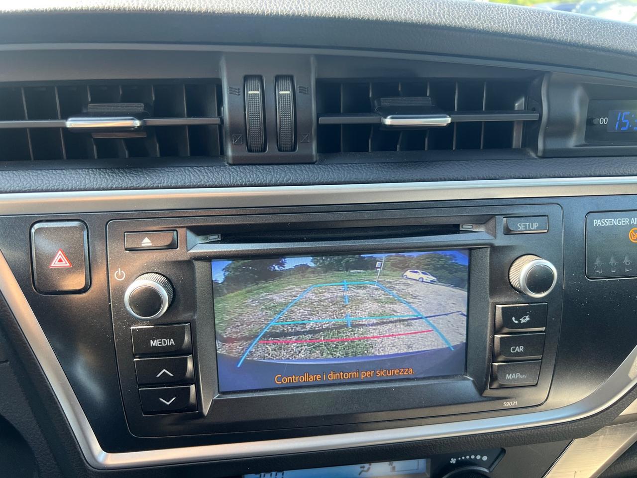 Toyota Auris 1.3 Active KM ORIGINALI PERMUTE RATE GARANZIA