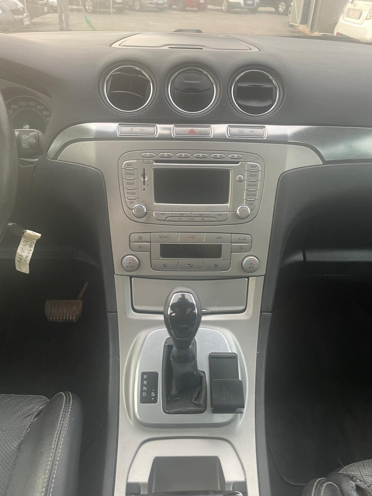 Ford Galaxy 2.0 TDCi 140 CV 6tr. Ghia DPF