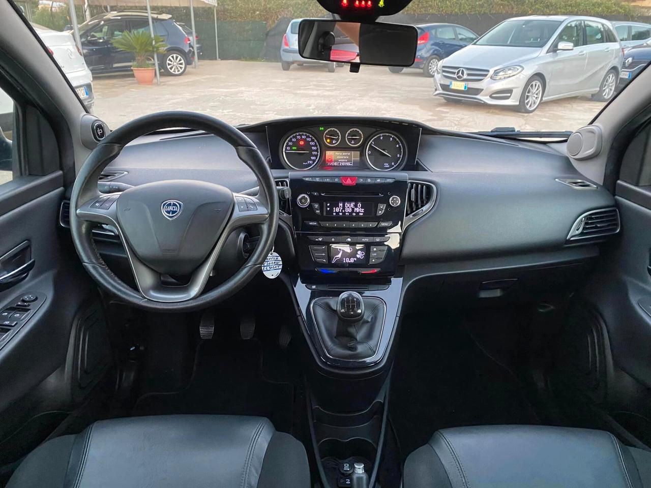 Lancia Ypsilon 1.3 MJT 16V 95 CV 5 porte S&S Gold