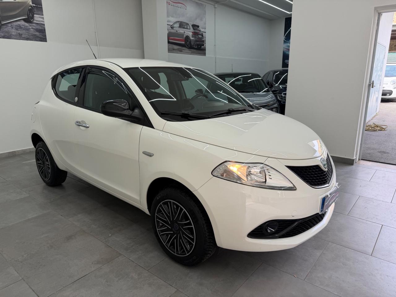 Lancia Ypsilon 0.9 TwinAir metano gold 2019