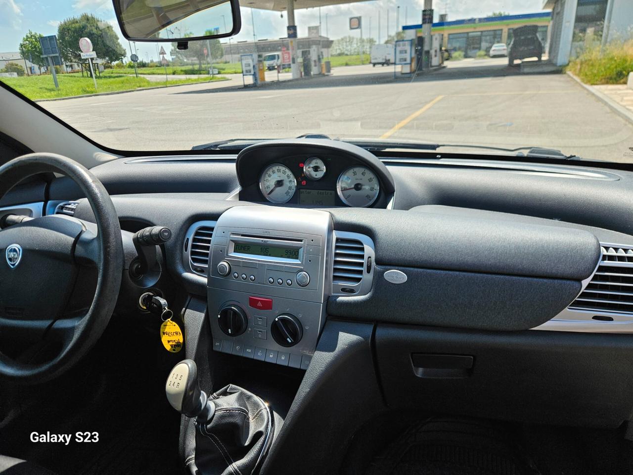 Lancia Ypsilon 1.2 69 CV Diva