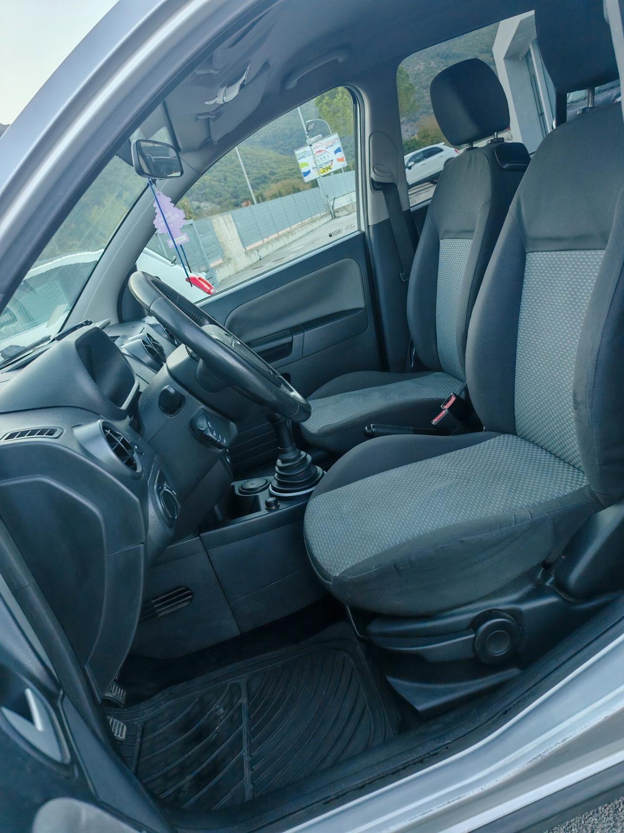 Ford Fusion 1.4 TDCi 5p. Leather