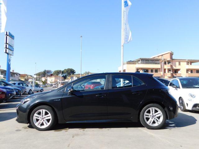 TOYOTA Corolla 1.8 Hybrid Business