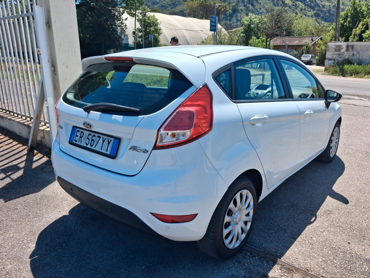 Ford Fiesta 1.5 TDCi 75CV 5 porte Titanium