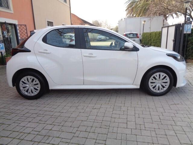 Toyota Yaris 1.0 5 porte Active NESSUN VINCOLO DI FINANZIAMENTO