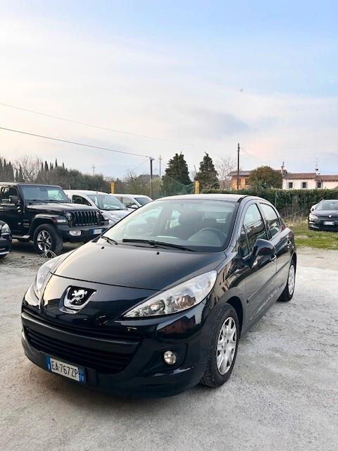 Peugeot 207 1.4 8V 75CV 5p. X Line ECO GPL