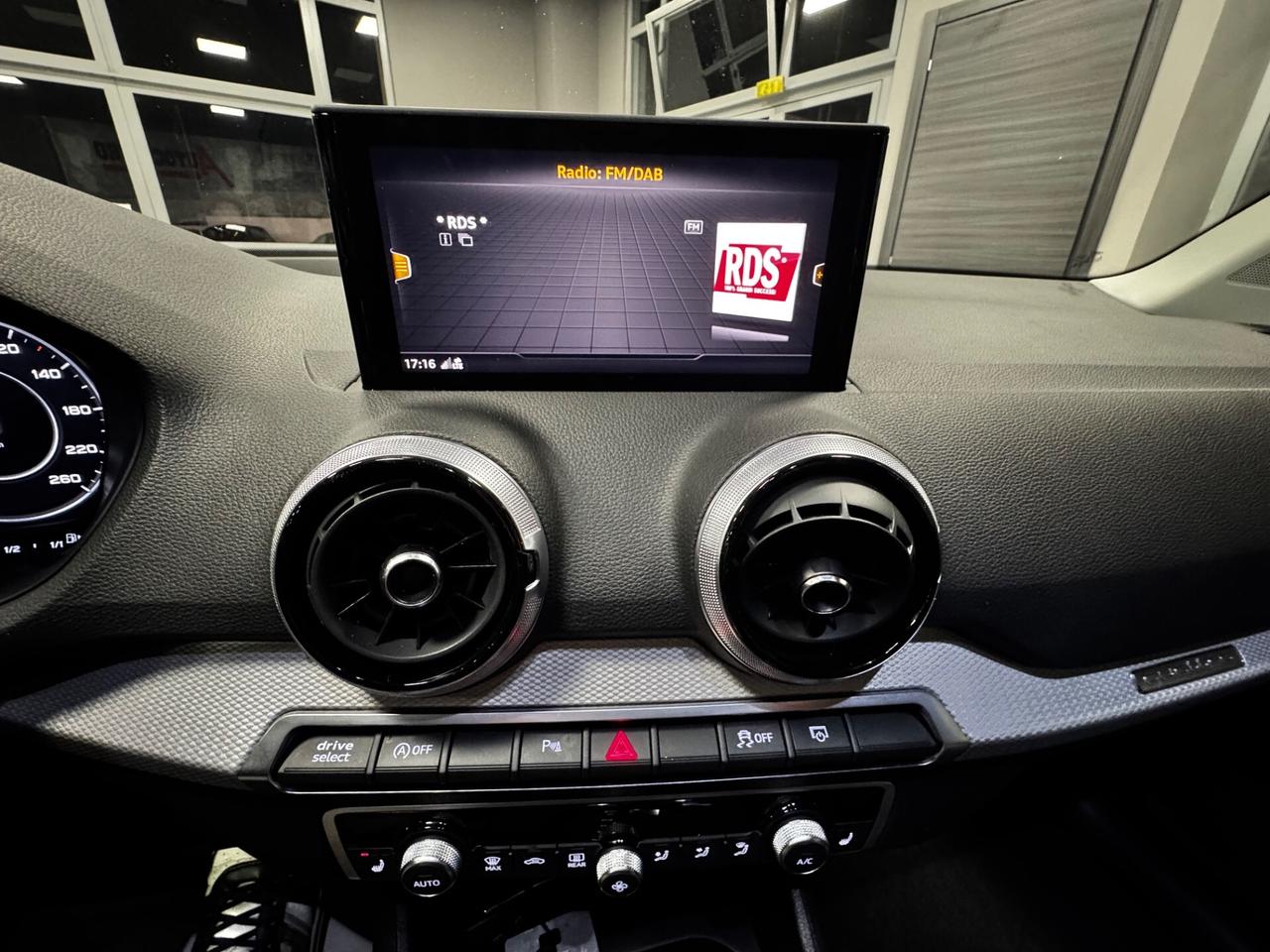 AUDI Q2 2.0 TDI QUATTRO S LINE STRONIC