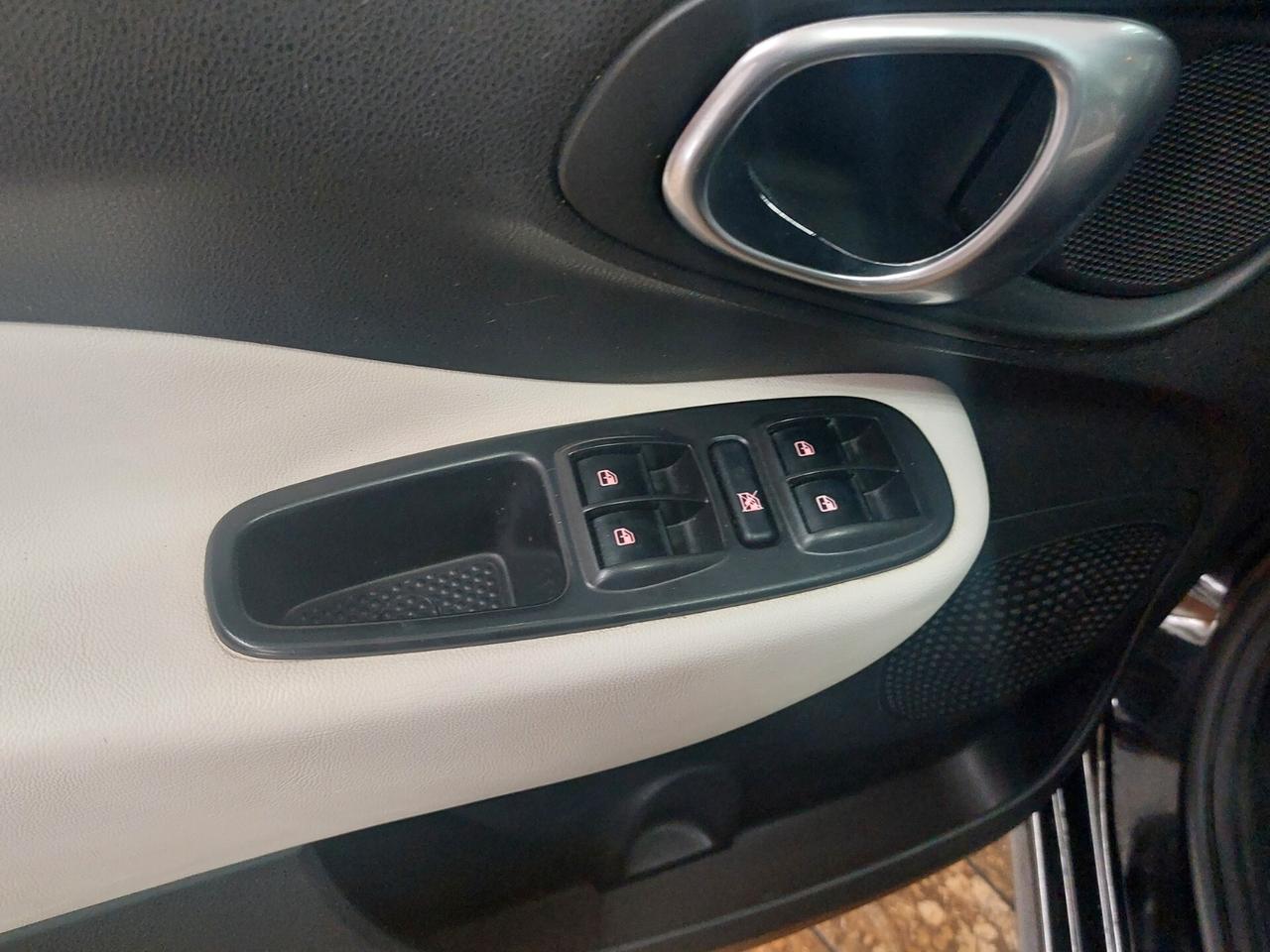 Fiat 500 L 1.3 Multijet TREKKING SOLO 87000 KM