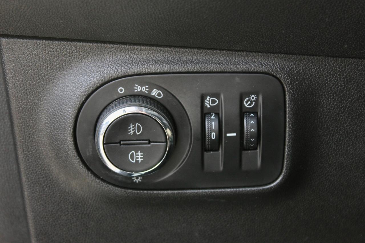 Opel Corsa 1.2 PER NEOPATENTATI