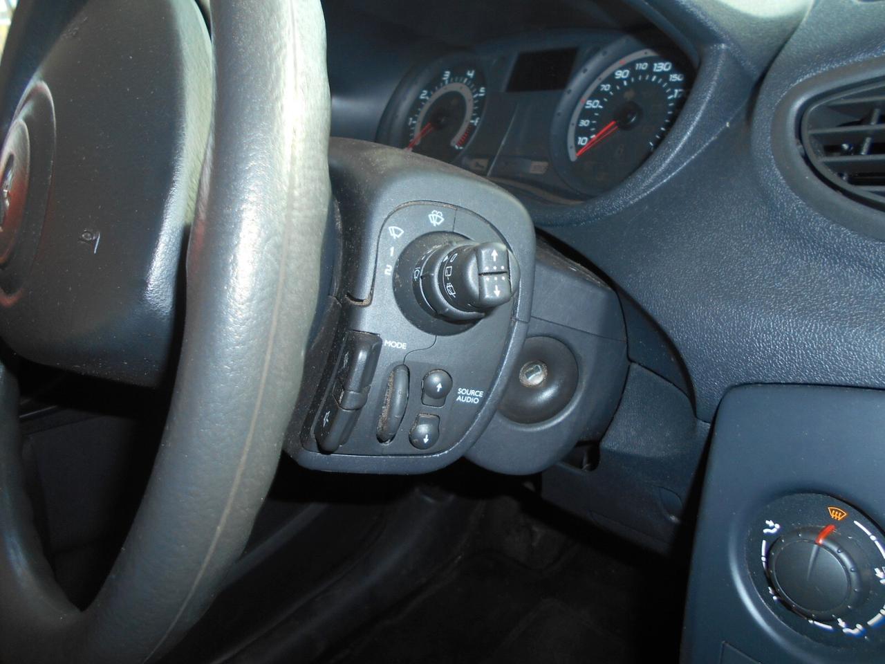 Renault Clio 1.2 16V SporTour CV 75 NEOPATENTATI