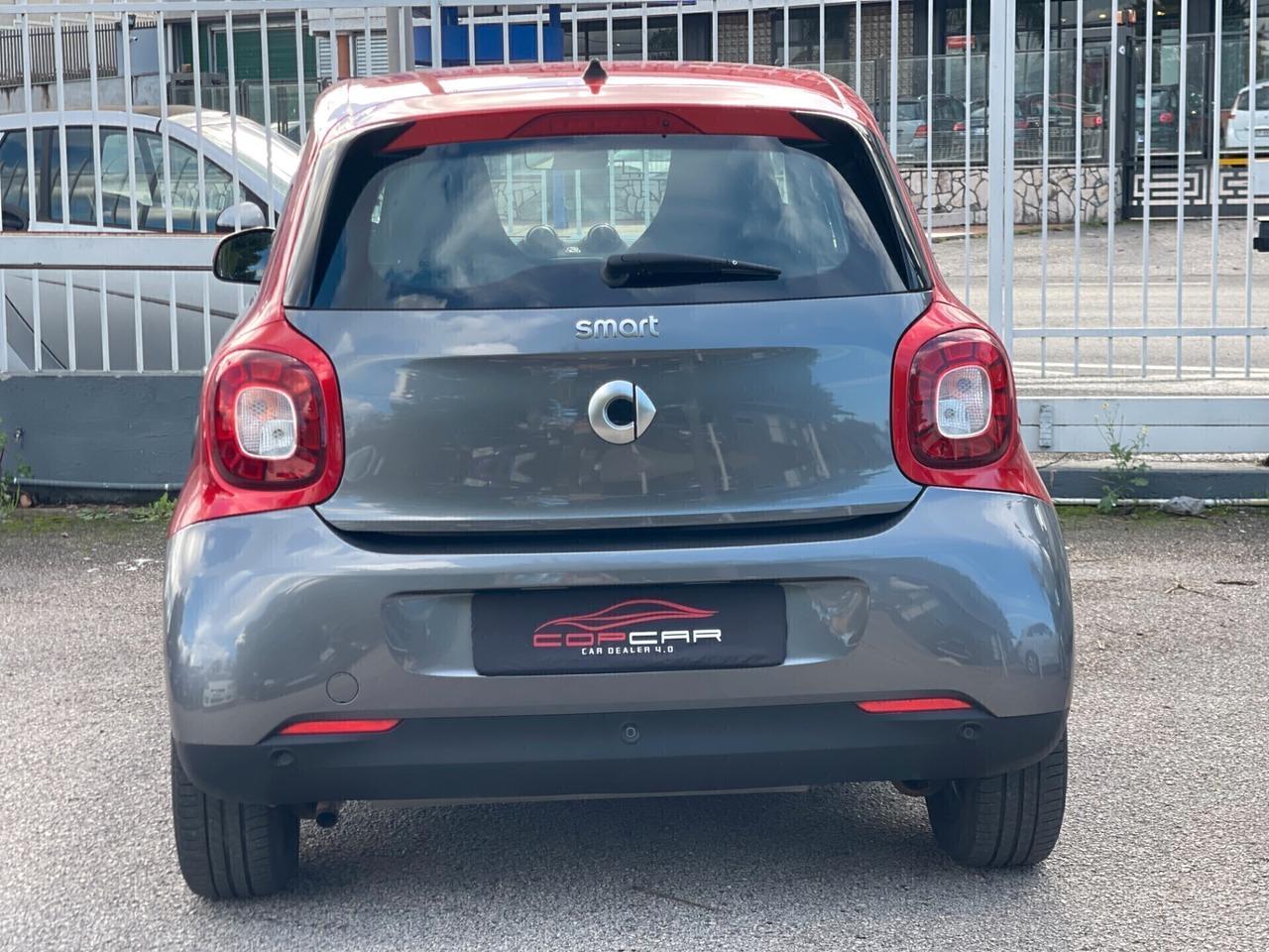 Smart ForFour 70 1.0 Passion LED 2017