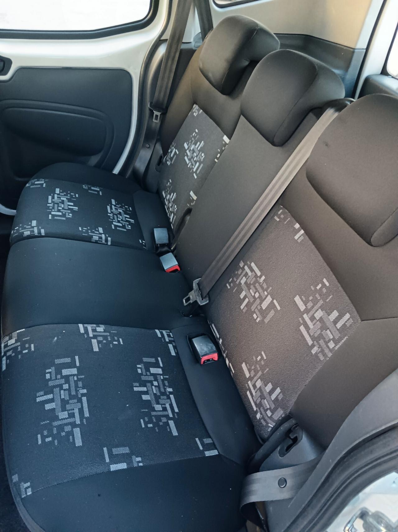 Fiat Qubo 1.3 MJT 75 CV Trekking