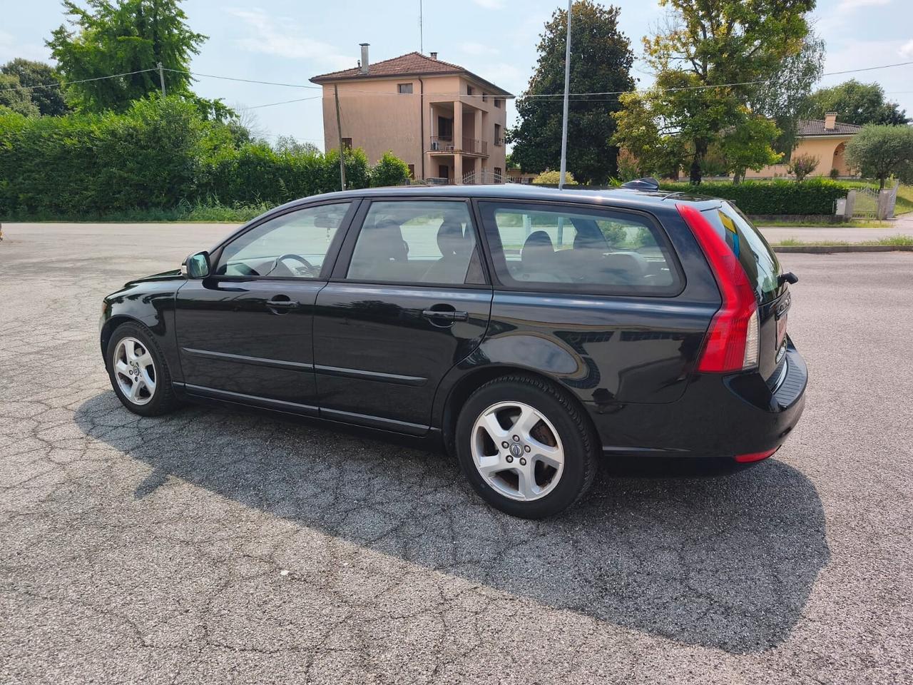 Volvo V50 D2 R-design Accetto Permute