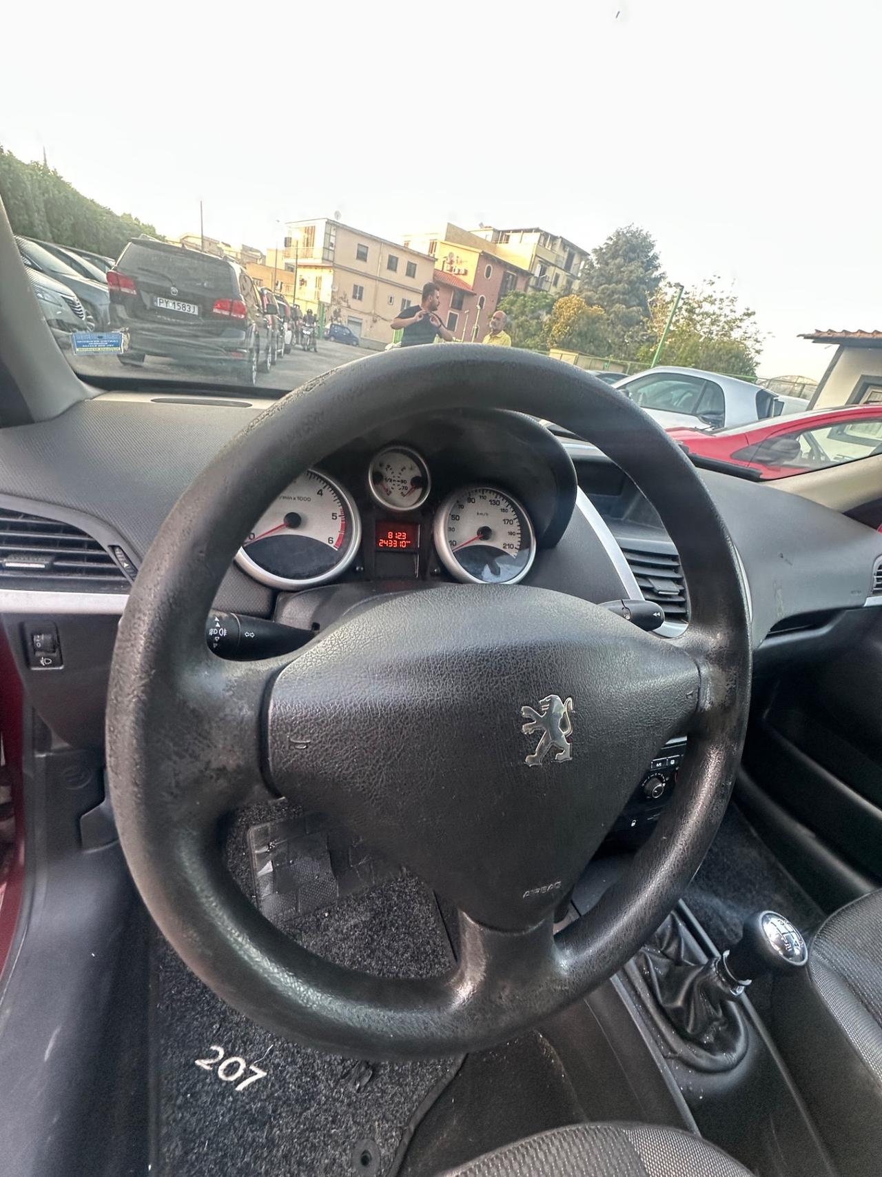 Peugeot 207 1.4 HDi 70CV FAP 5p. XS