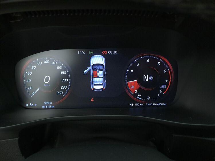 Volvo XC40 T2 Momentum Core BR055321 1.5 Benzina 129CV