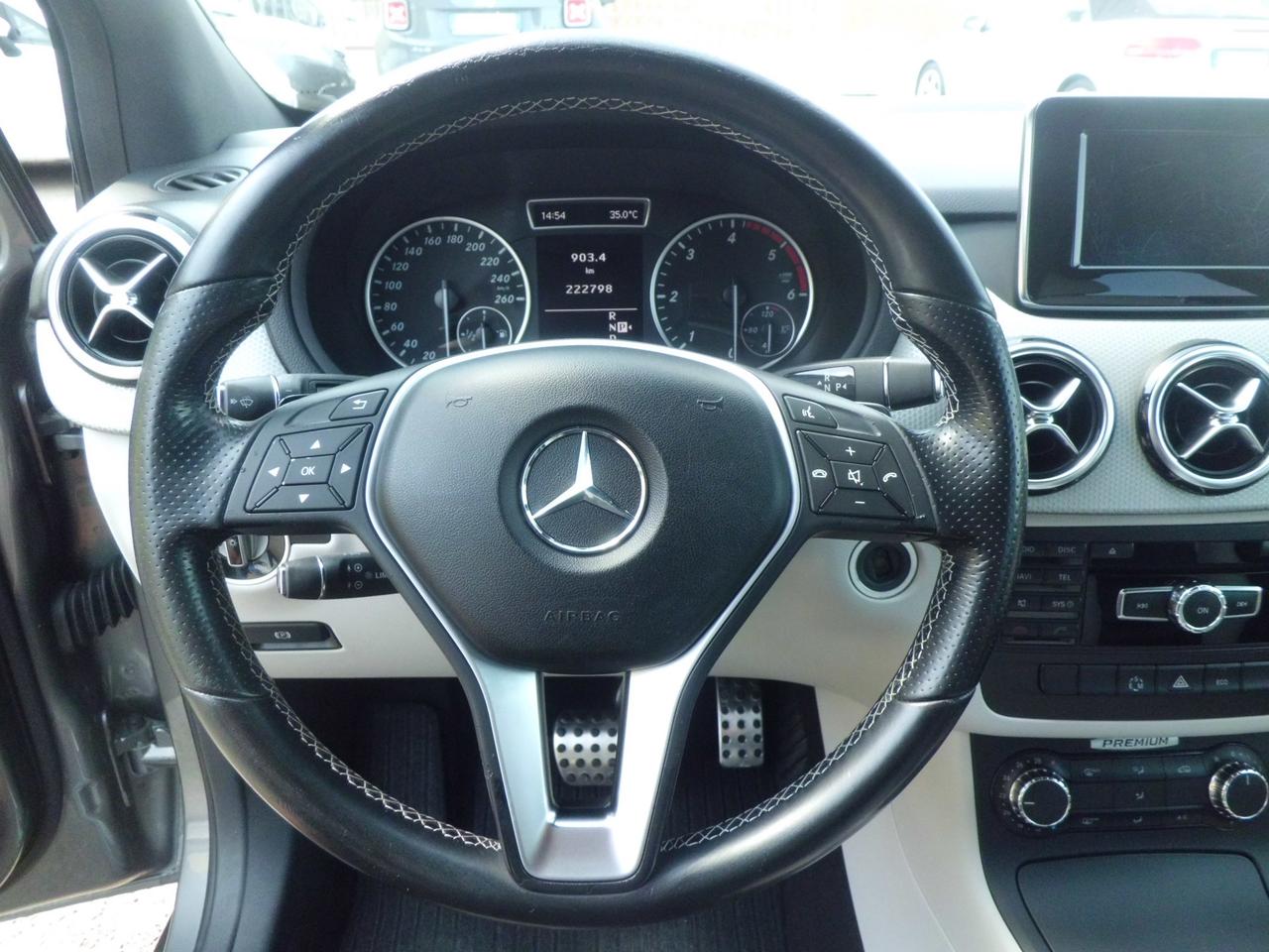 Mercedes-benz B 200 B 200 CDI BlueEFFICIENCY Premium-FULLLL