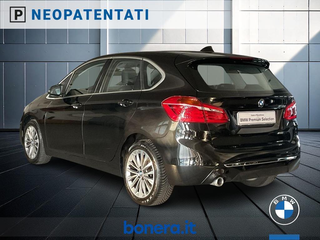 BMW Serie 2 Active Tourer 216 d Luxury DCT