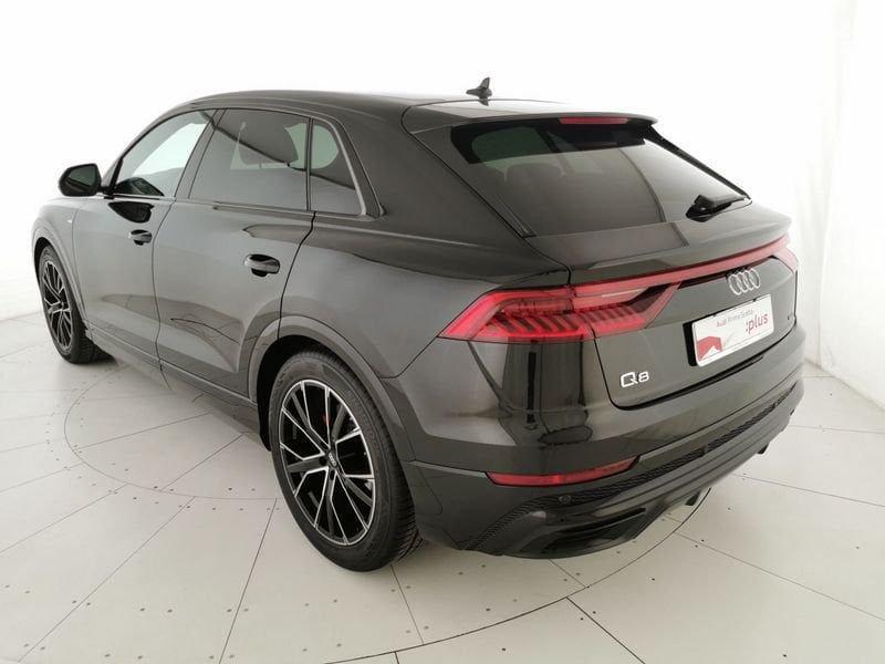 Audi Q8 55 3.0 tfsi mhev Sport quattro tiptronic