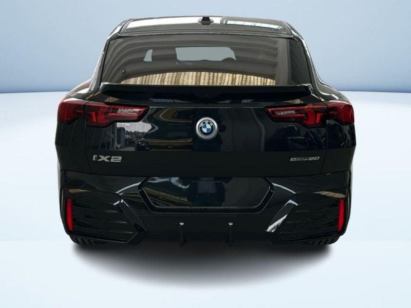 BMW iX2 eDrive20 Special Edition M Sport