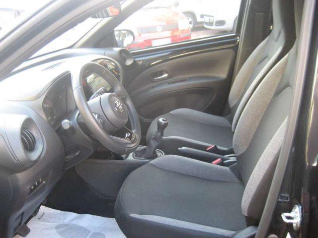 TOYOTA Aygo X 1.0 VVTI -72 CV 5 P ACTIVE