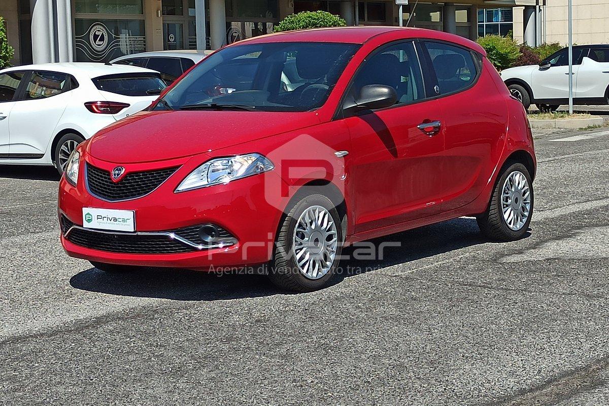 LANCIA Ypsilon 1.2 69 CV 5 porte GPL Ecochic Silver