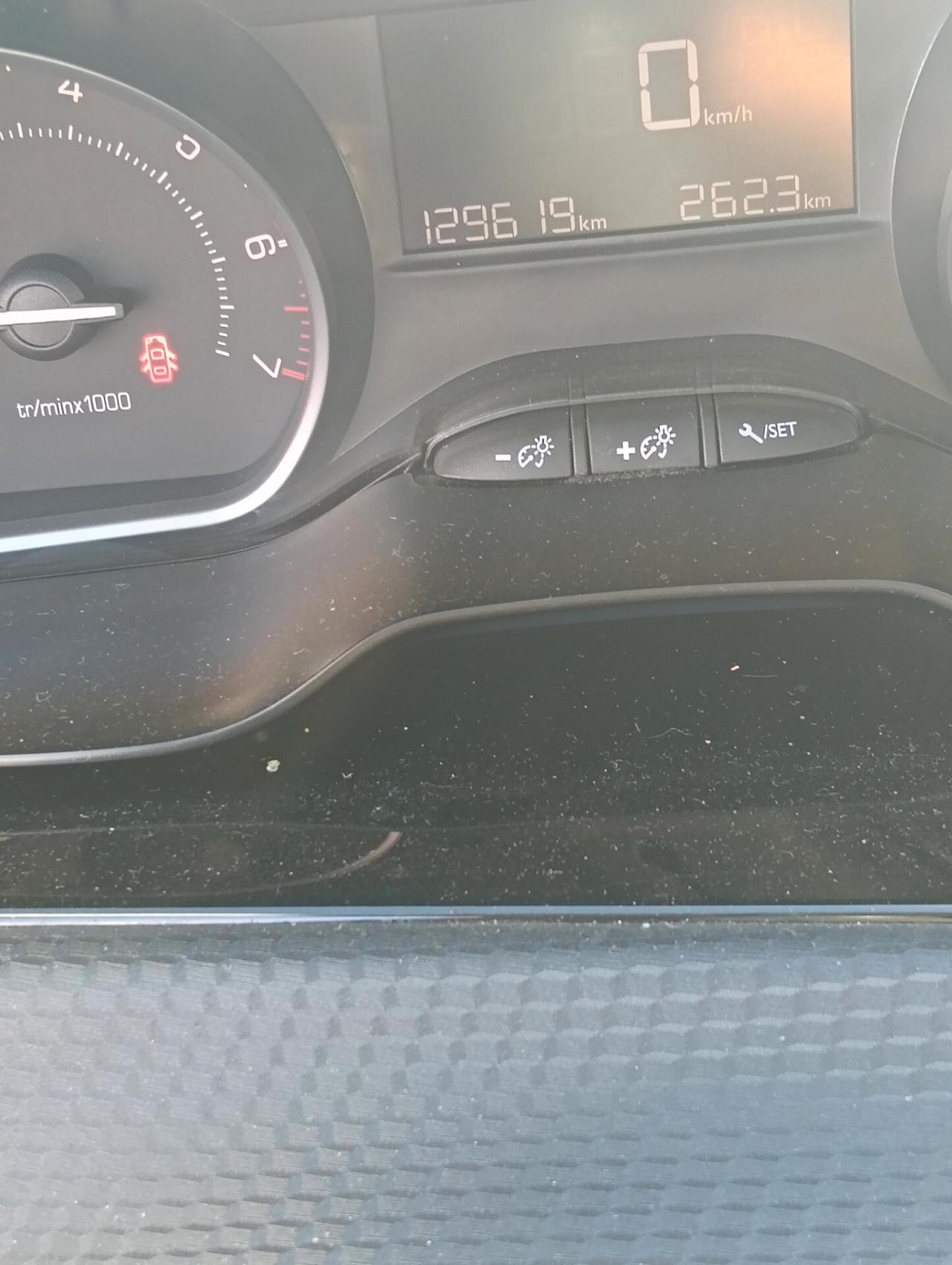 Peugeot 208 PureTech 82 5 porte Allure