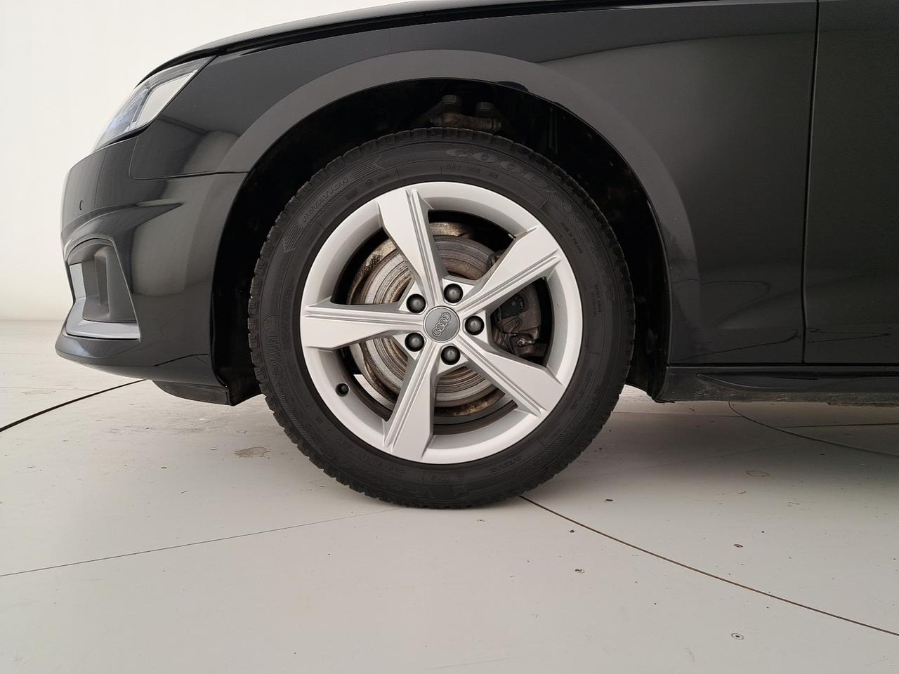 Audi A4 avant 35 2.0 tdi mhev business advanced 163cv s-tronic