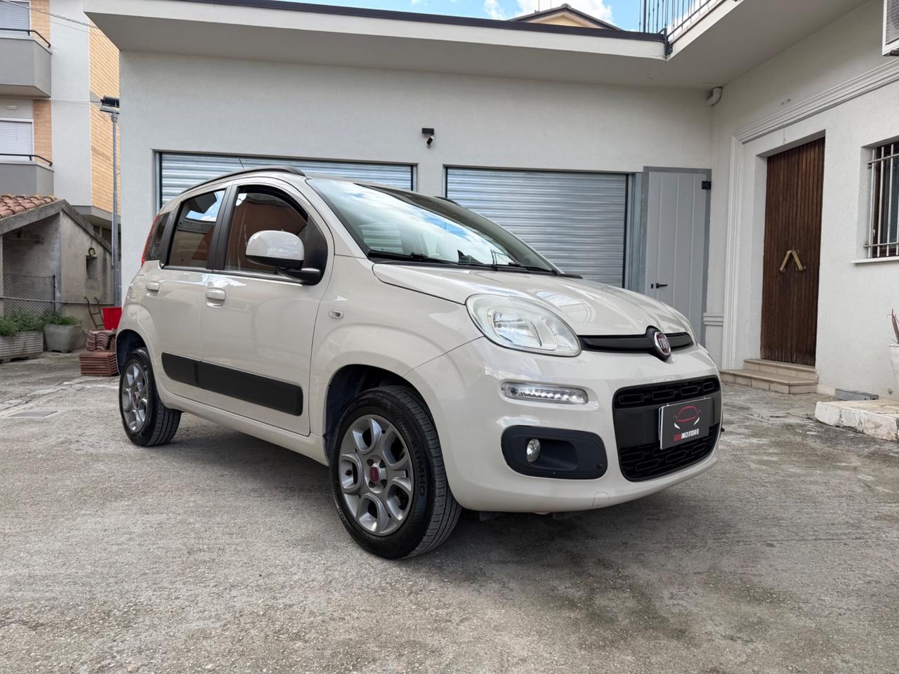 Fiat Panda 0.9 TwinAir Natural Power Lounge