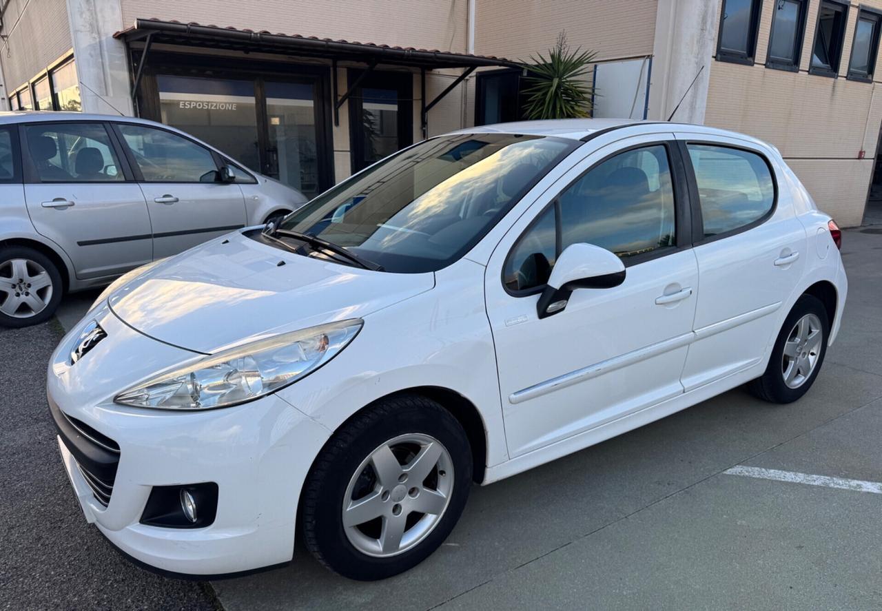 Peugeot 207 1.4 HDi 70CV -SOLO 103.000 KM-