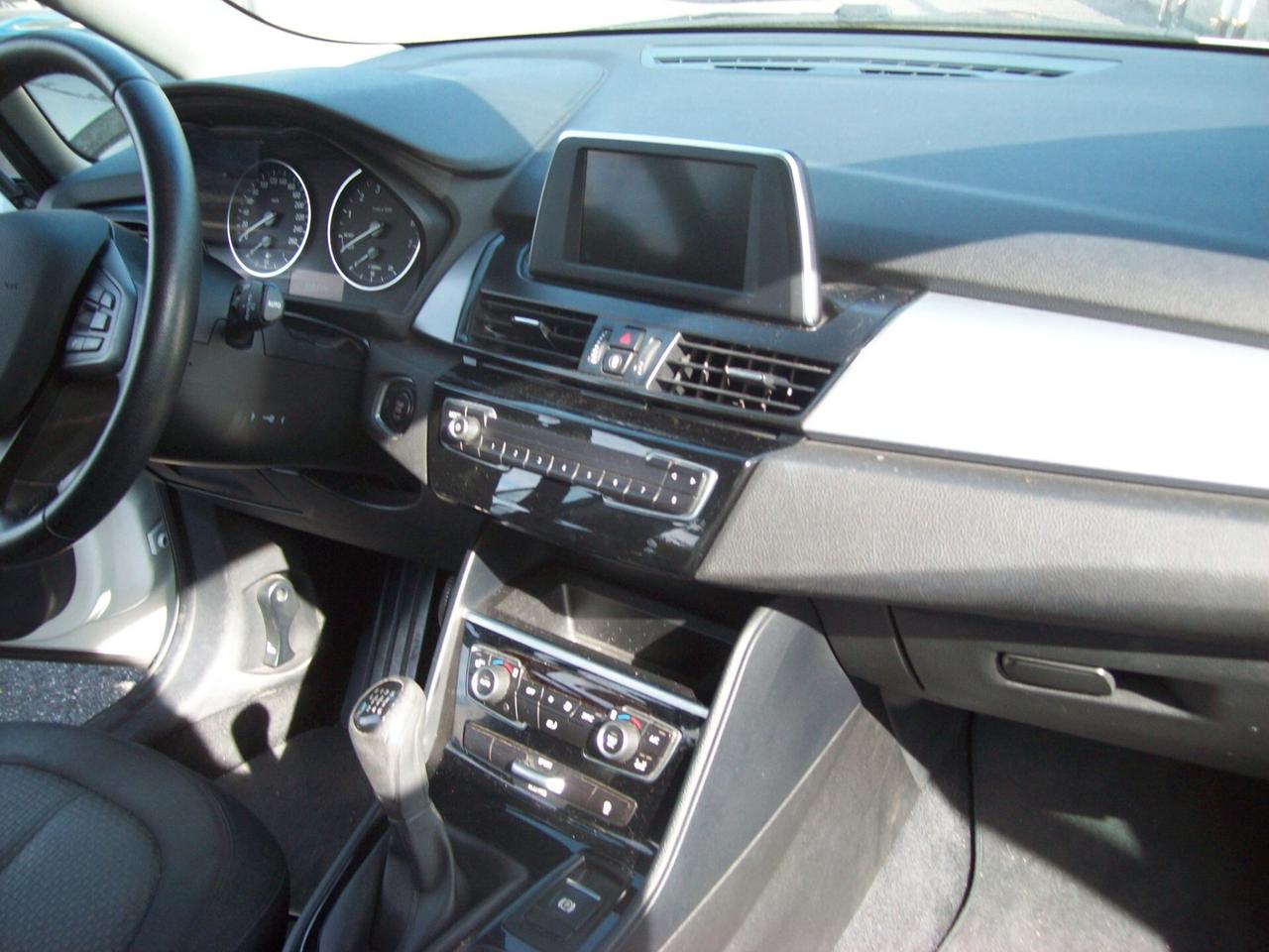 Bmw 216 218i Active Tourer Luxury