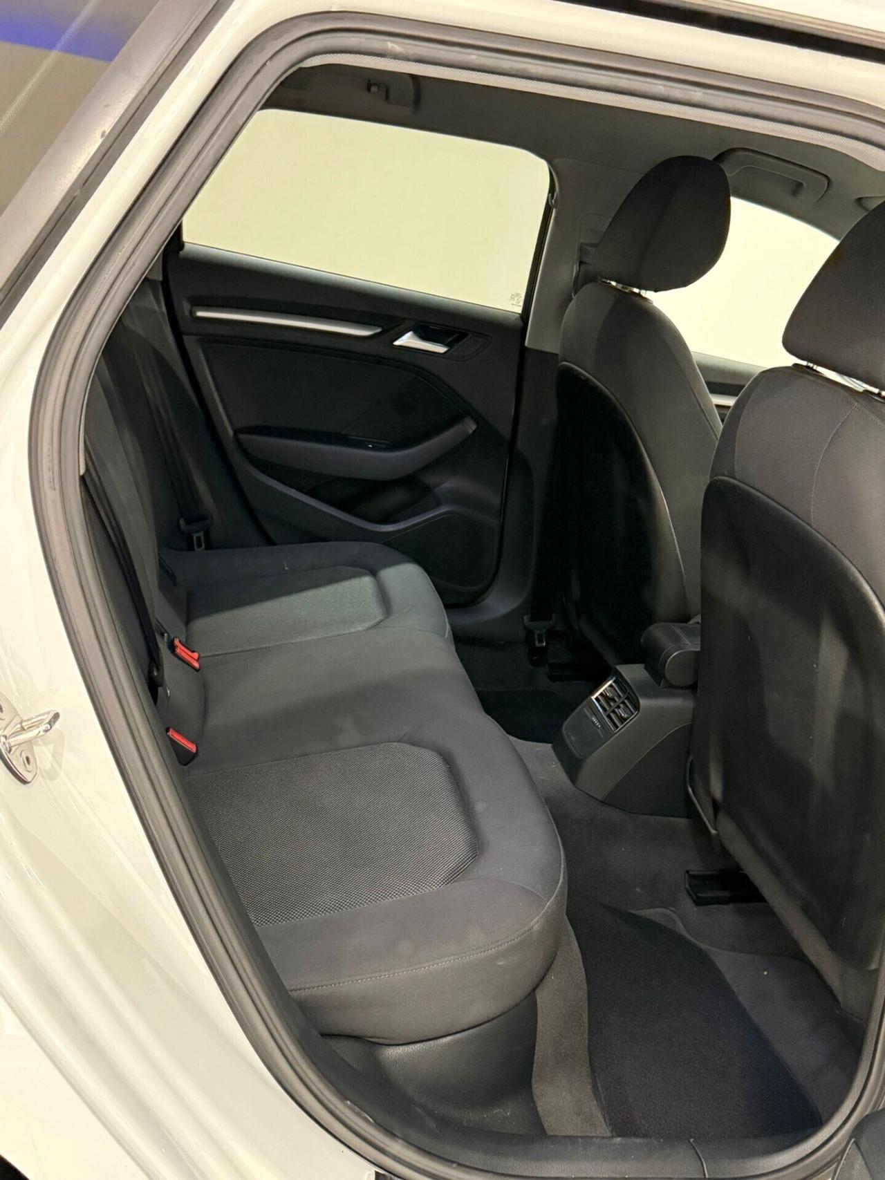 AUDI A3 SPB 30 TDI S tronic DESIGN ANNO2019