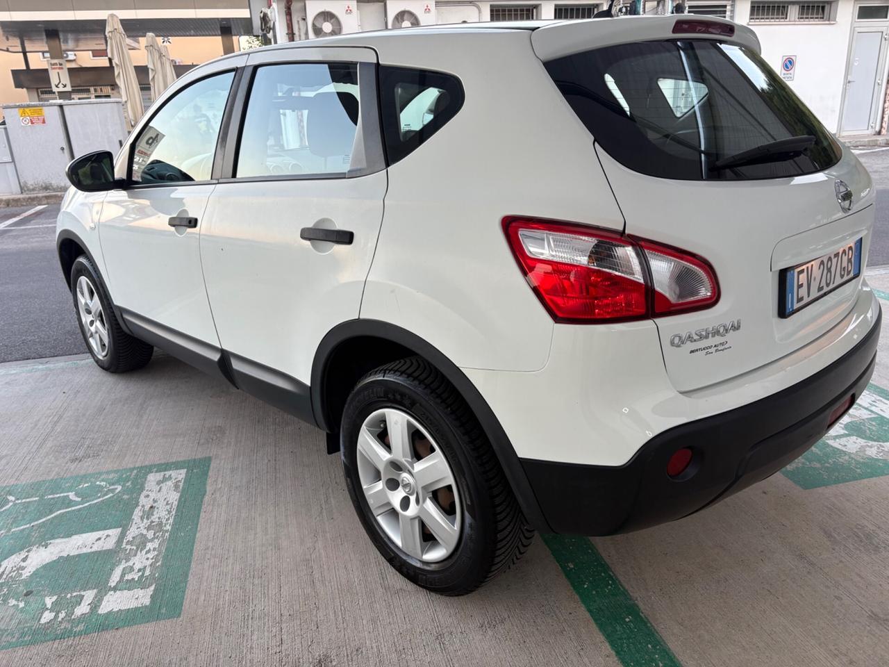 Nissan Qashqai 1.5 dCi anno 2014 garanzia 12/24.