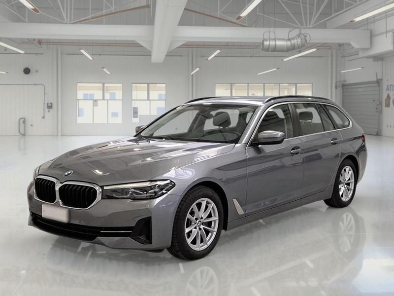 BMW 518 48V Business Touring Autom.