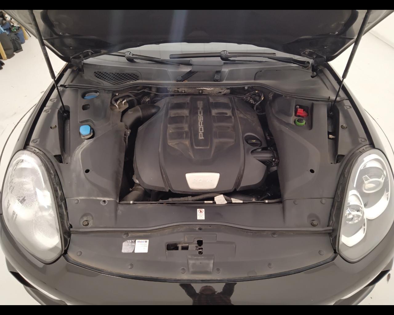 PORSCHE Cayenne II 2015 - Cayenne 3.0 tiptronic