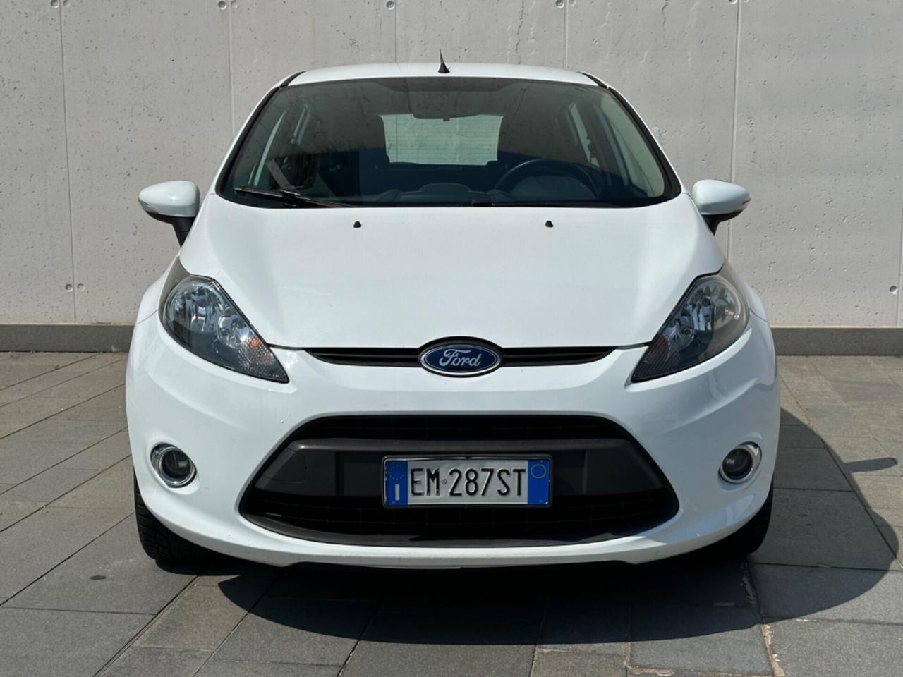 Ford Fiesta 1.2 Gpl Neopatentato Unico Proprietario