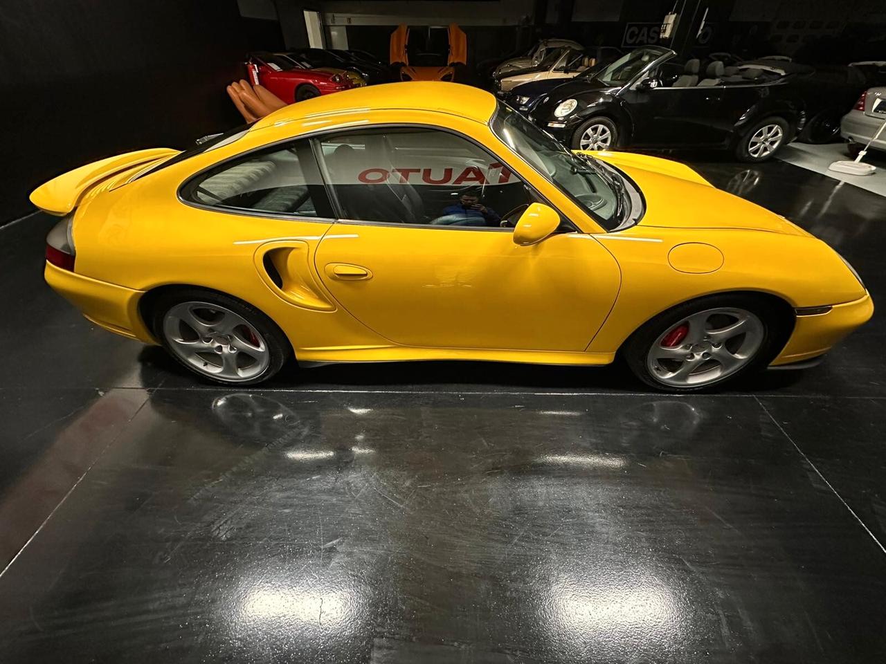 Porsche 996 Turbo Coupé asi