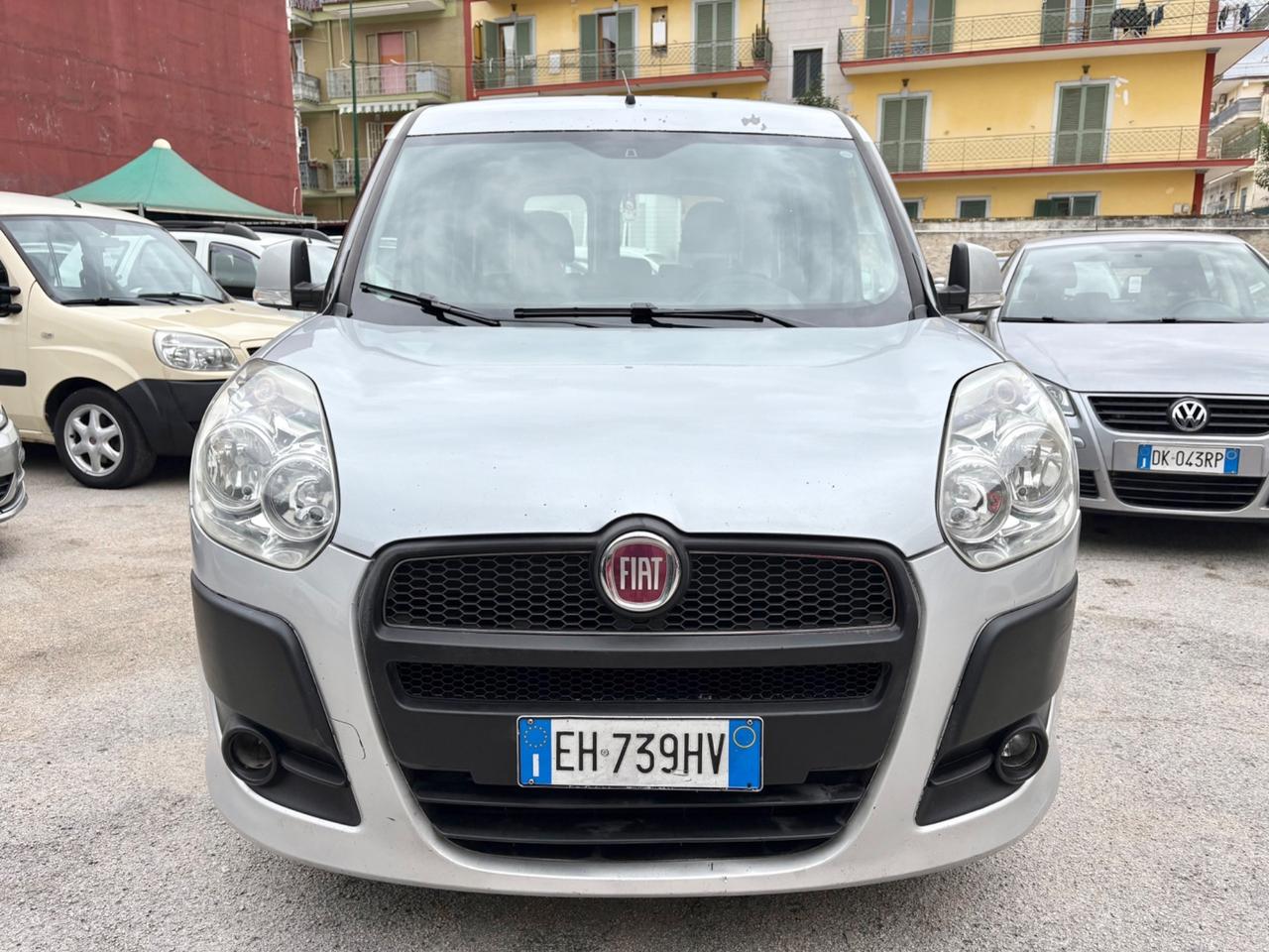 Fiat Doblò 1.6 MJT furgone con 5 posti