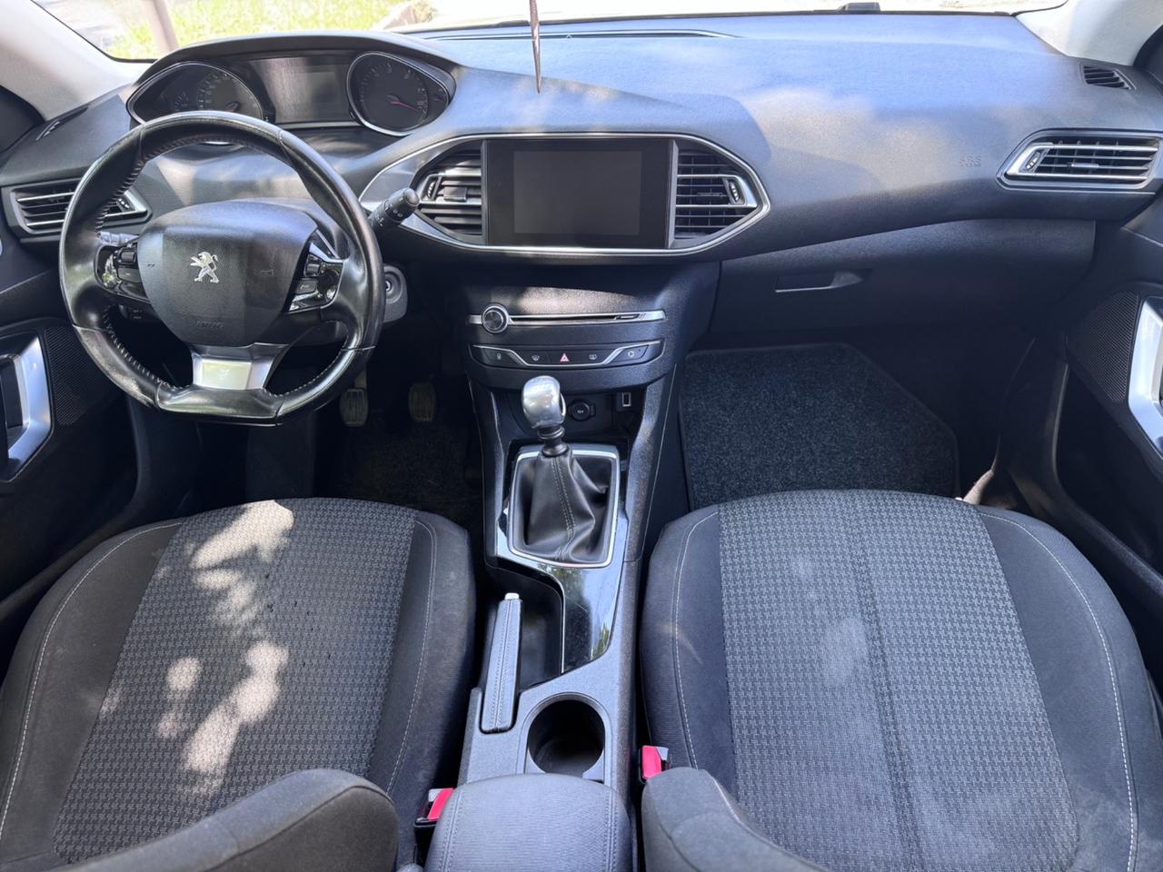 Peugeot 308 BlueHDi 100 S&S SW garanzia 12 mesi