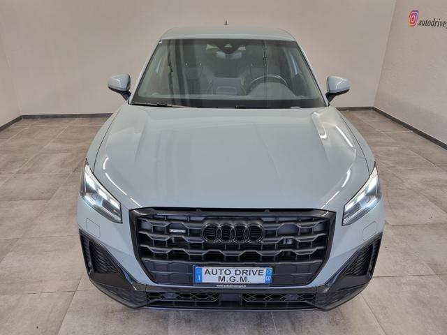 AUDI Q2 40 TFSI quattro S tronic SLINE Identity Black