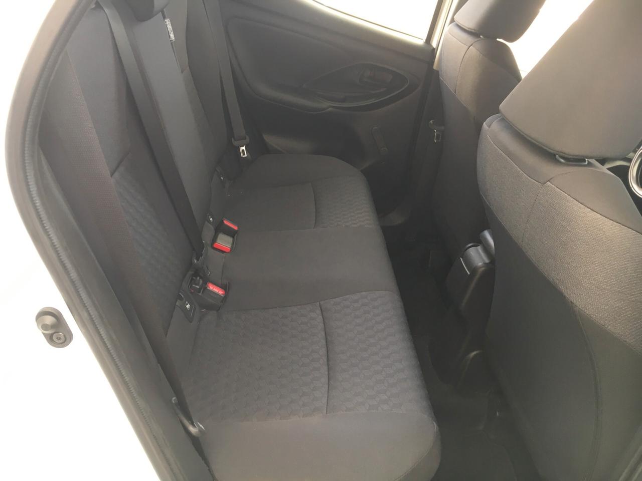 Toyota Yaris 1.5 Hybrid 5 porte Active
